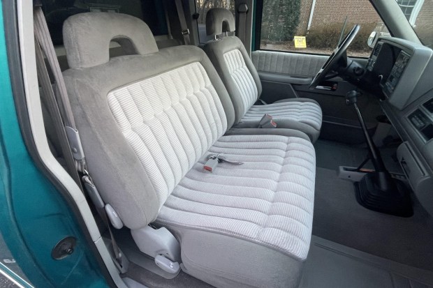 1994 Chevrolet K1500 Silverado 4×4 5-Speed